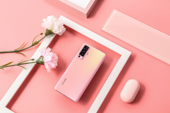 vivo X50人气爆棚现&ldquo;抢购热&rdquo;  原来vivo在5G上的领先不止这一点点(3)(1)1304.png