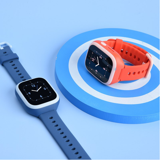 能视频通话的4G儿童手表  米兔儿童电话手表4C售399元