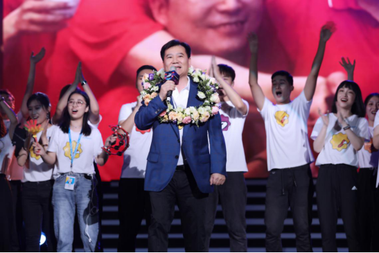 【0714】如何培养年轻&ldquo;事业经理人&rdquo; 张近东：大胆任用是最好的培养(1)1088.png