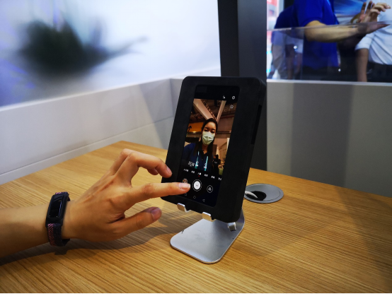 新闻稿：DIC 2020：BOE（京东方）OLED、Mini LED等创新显示技术惊艳亮相(1)480.png