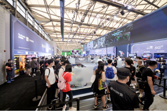 引爆CJ！中国联通重磅发布首款5G交互式影像产品《审判者》