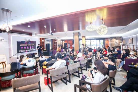 展现沉浸式观影体验  品鉴沙龙售出10万元级海信激光电视