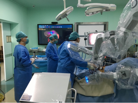被世界顶尖实验室引入！海信医疗产品将深度融合达芬奇机器人667.png