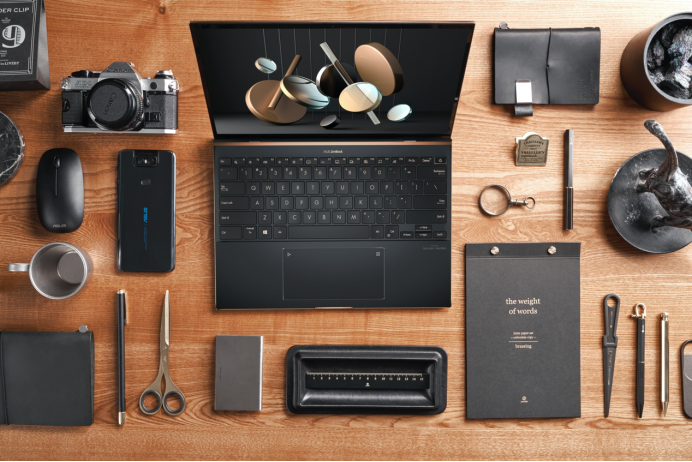 华硕灵耀X新品上市 首款英特尔EVO笔记本