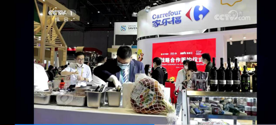 【1112】焦点访谈进博会盘点：点赞苏宁做好全球零售服务商1304.png