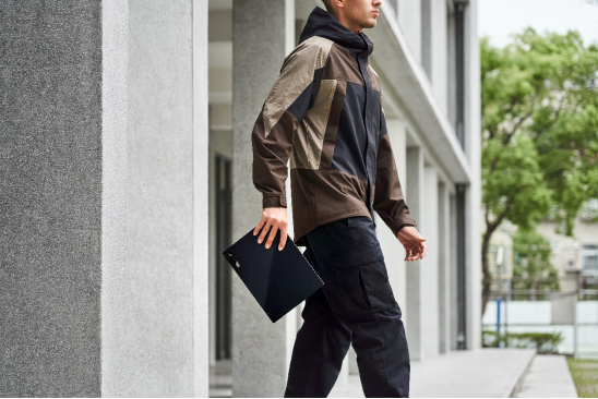 【幻13产品稿】独占锐龙9 5980HS  ROG发布首款13轻薄全能本幻132197.png