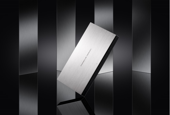 【产品稿-RS AIR】极米RS AIR保时捷设计正式发布 致敬时代再造经典194.png