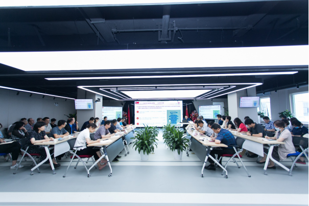 知党史 行发展&mdash;&mdash;联通在线党委书记马彦同志讲授专题党课261.png