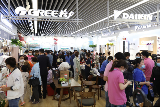 定【1110】苏宁易购启动“一城一天一店”活动 加码高端家电补贴最低6折起1037.png