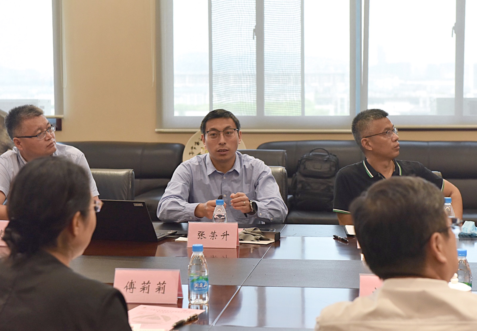 TCL&江大04 TCL领导.jpg