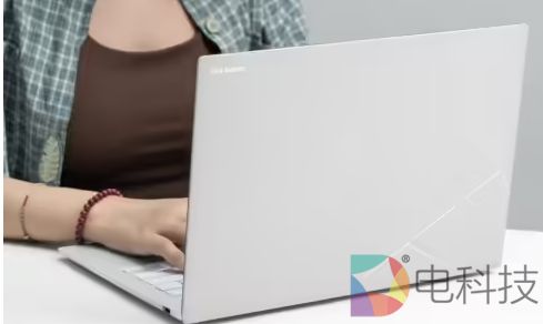 华硕灵耀 14 Air AI 超轻薄本