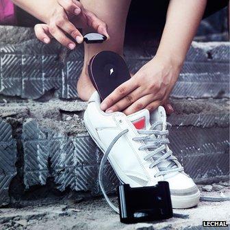 2015年CES重头戏都在这里：电视手机腕表全不缺