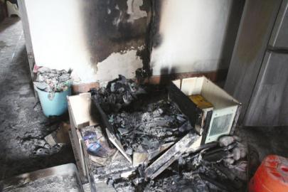 海尔电视起火爆炸 厂商未承认有质量问题