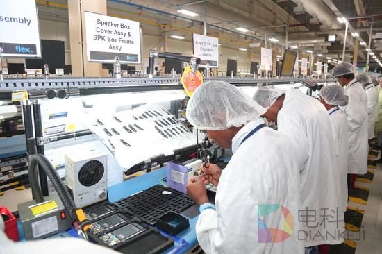 联想在印度的手机生产由伟创力代工。伟创力在印度没有对手。