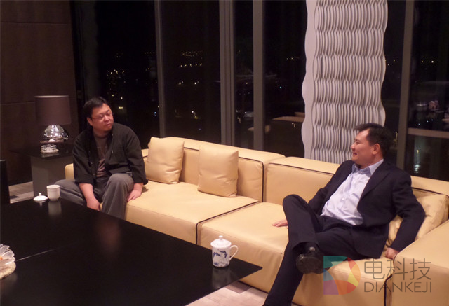 罗永浩和锤子手机是怎么一次次&ldquo;被收购&rdquo;的？