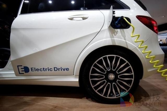 与特斯拉正面竞争 传奔驰将推六款电动汽车