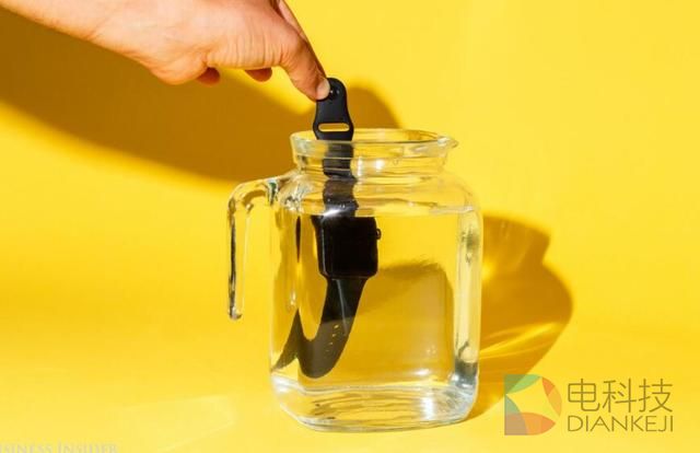 第一代Apple Watch就像公测产品 第二代仍不够好