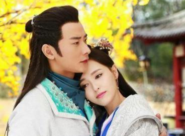 唐嫣罗晋承认恋情  胡歌微博再次沦陷