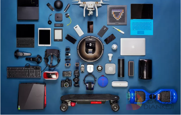 外媒都快吵翻了，做硬件的公司到底还有没有未来？