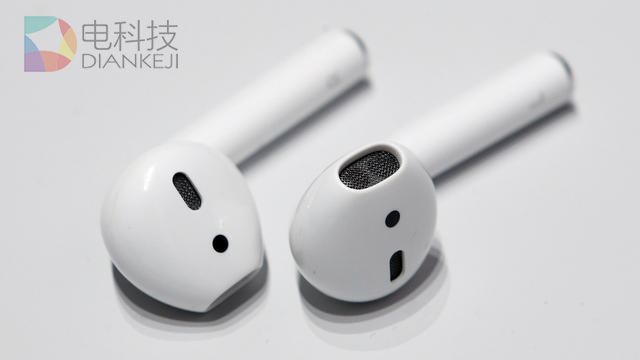 国外科技编辑点评AirPods：这些年数它最有苹果味儿