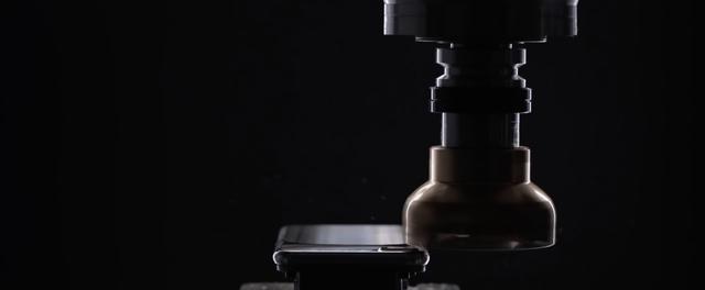 因供大于求 传富士康已暂停多条iPhone产线运营工作