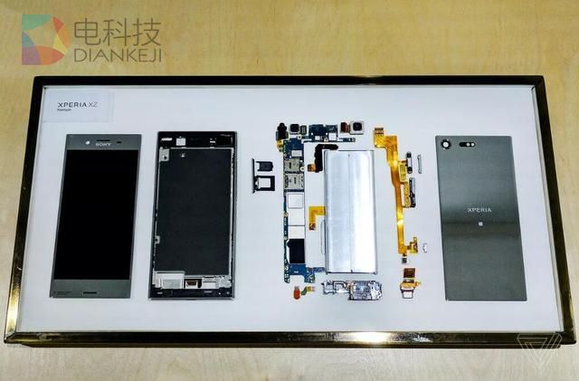 索尼的新旗舰又设计过头了 只适合待博物馆里