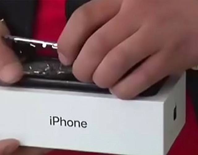 iPhone7也爆炸 苹果会像三星的危机公关一样犯错？