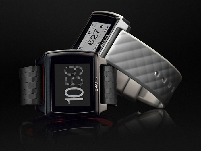 未达预期 英特尔关闭可穿戴健康设备部门转而专注AR