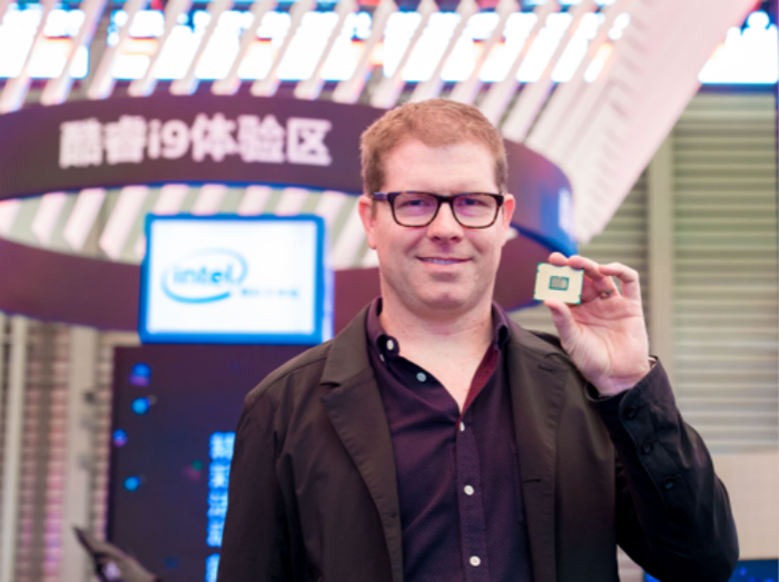 18核酷睿i9中国首秀 英特尔全力推动VR游戏电竞化发展