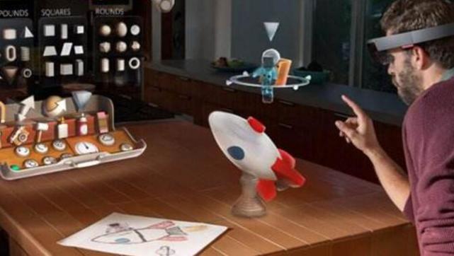 微软又一硬件败笔？ HoloLens头盔项目或失败停产