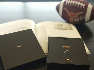 小米MIX 2首张屏幕面板谍照曝光：已经开始量产