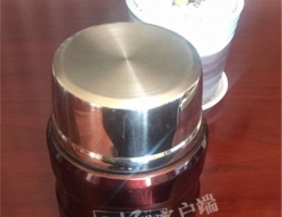 涉事快递员称七夕爱心汤加尿系恶作剧 警方已介入调查