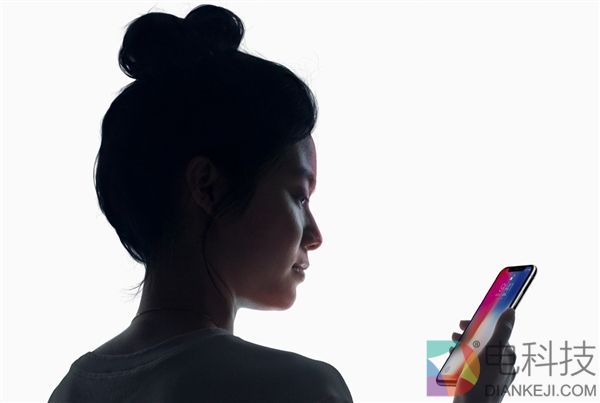 戴口罩、墨镜iPhone X能解锁吗？苹果回应：医生护士哭了