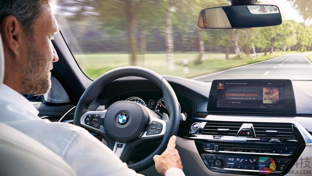 亚马逊宣布将把Alexa添加到宝马车上，以后就能够坐在宝马里跟车侃大山了