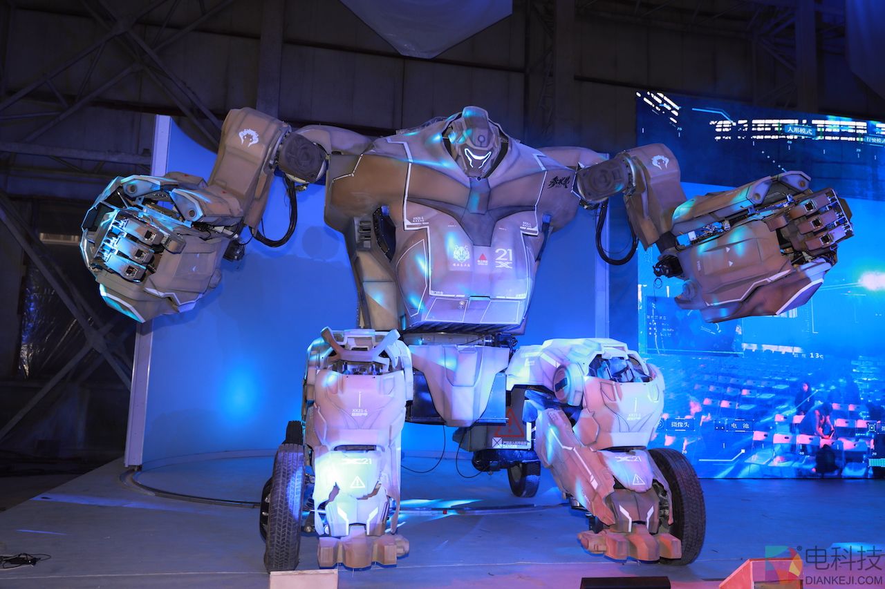 驾乘机甲参水猿现身，智造未来欲打造中国版高达