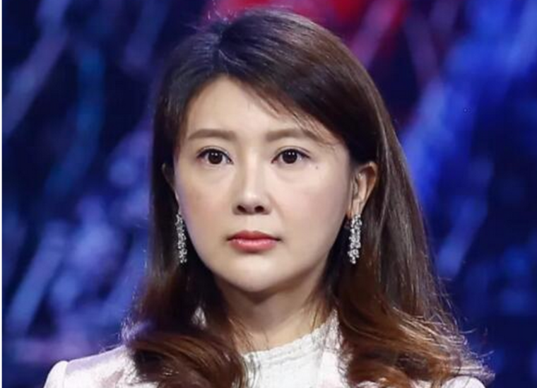 从420亿家财到刷卡只能刷2000，贾跃亭妻子甘薇这一年是怎么过的？