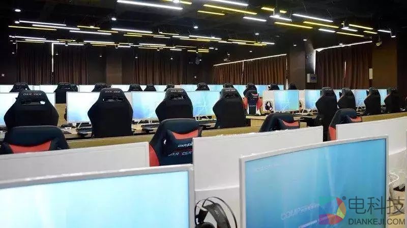 我去蓝翔学电竞：三年学费5万，就是一个大网吧