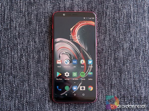 3599元 一加6琥珀红图赏：颜值出众