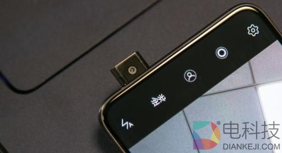 请求隐私权限走过场 摄像头“暗中观察”引发用户焦虑