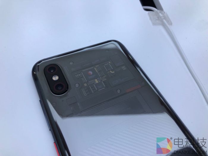 小米8透明探索版