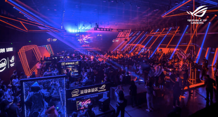 2018 ROG信仰盛会  NO.1电竞显示器“竞力放肆”