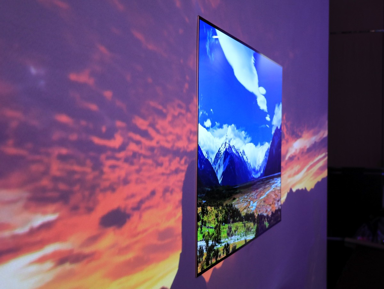 逆市布局全时AI和all in OLED背后是创维的万丈雄心