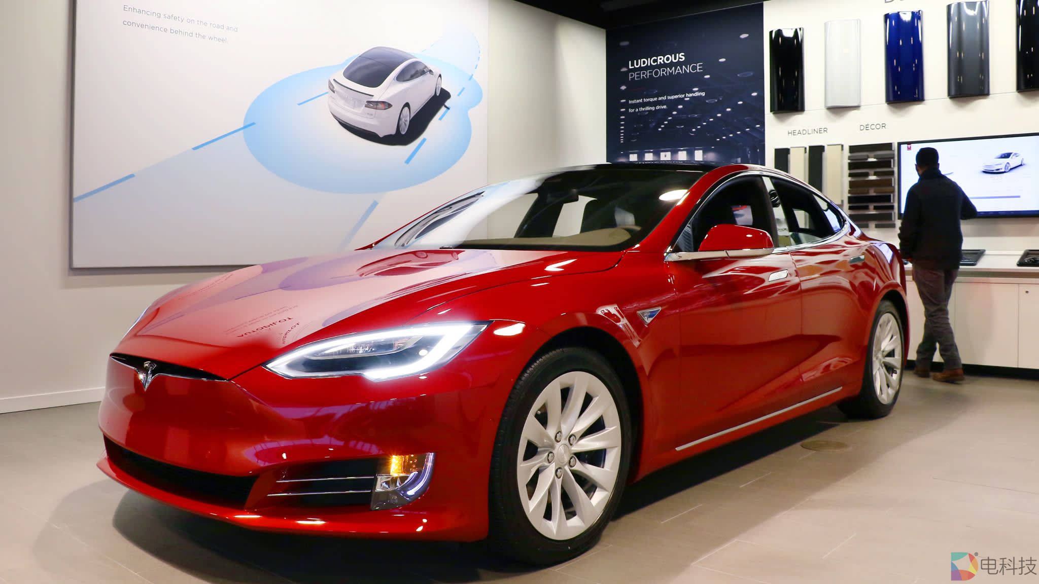 https___s3-ap-northeast-1.amazonaws.com_psh-ex-ftnikkei-3937bb4_images_4_7_6_9_14699674-1-eng-GB_20180710N Tesla.jpg