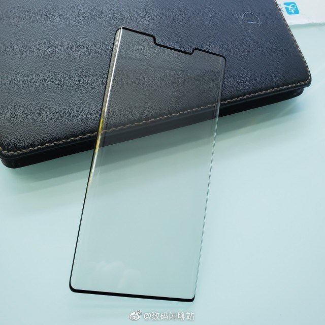  华为Mate 30系列贴膜曝光，曲面屏+刘海设计