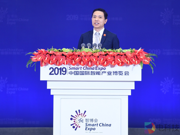 李彦宏为AI发展提建议：重视安全效率、加快基础设施建设、利用开源开放平台