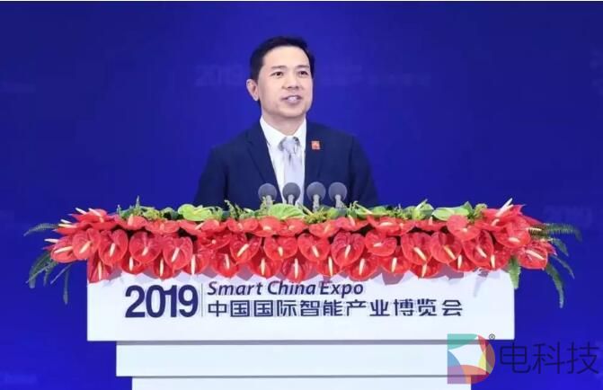 AI赛道竞速：李彦宏再下一“城”