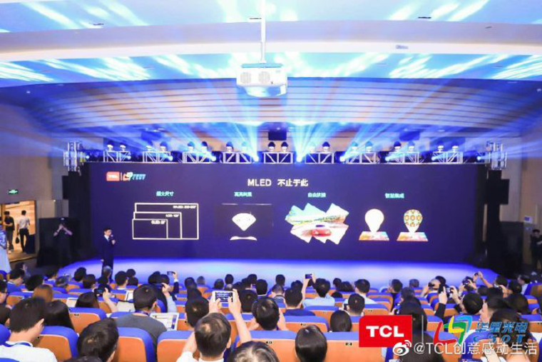 Mini-LED的春天到了？友达展出32吋Mini-LED显示器，峰值亮度1500nits