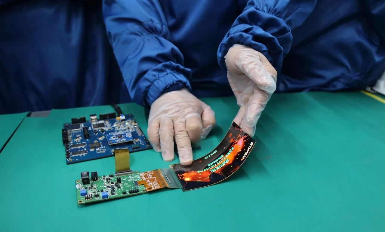 改善债务结构降低融资成本，深天马A申请发行不超30亿元公司债券