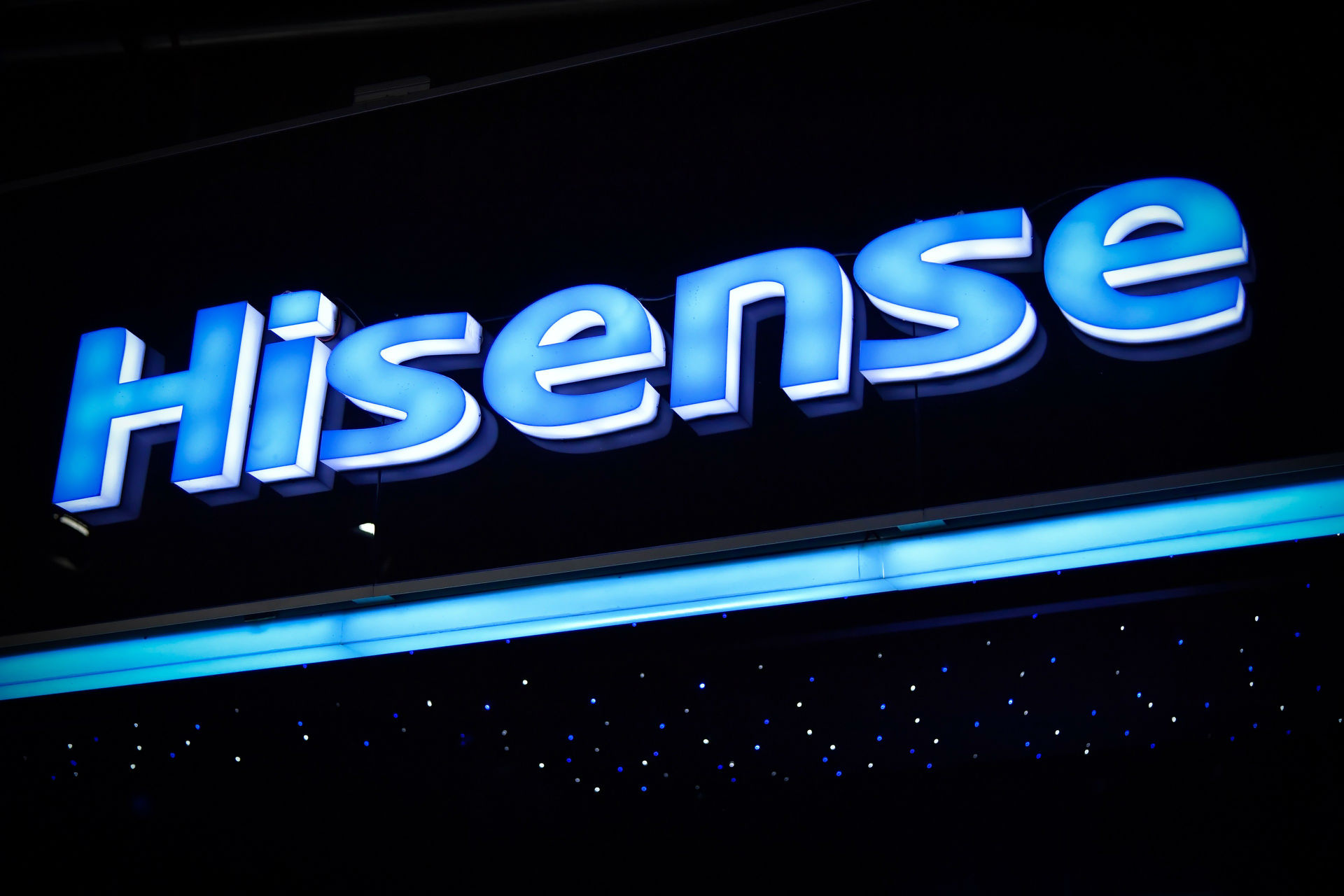 长线布局生态链，海信电器更名海信视像，着重突出显示图像技术