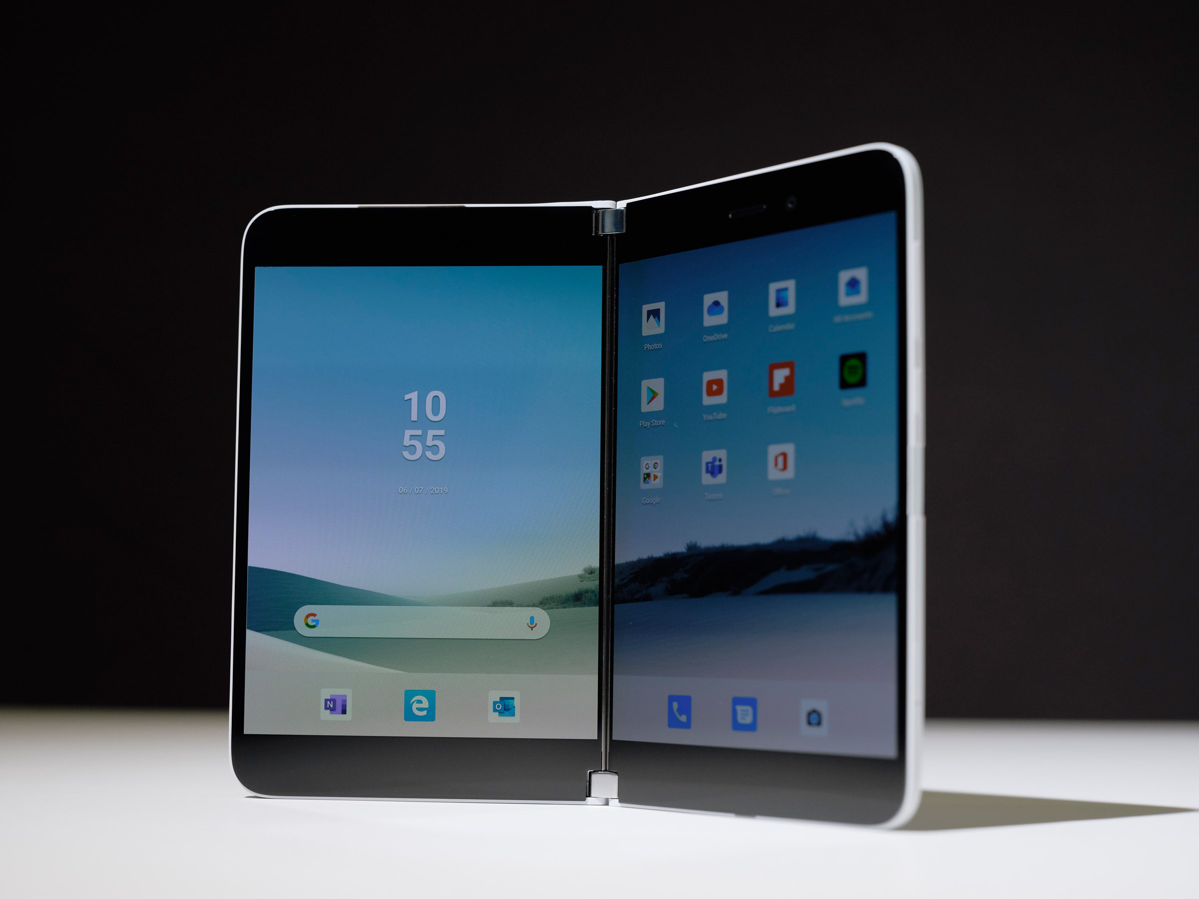  展开是iPad折叠是iPhone？苹果相关新专利细节曝光